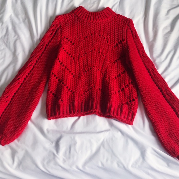 h&m red sweater
